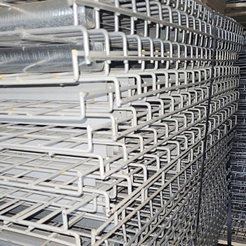 42” x 46” Used Wire Deck - Standard Full Step 42” x 46” Used Wire Deck - Standard Full Step