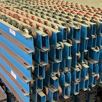 144"L x 4"W x 3"H Used Pallet Flow Rail