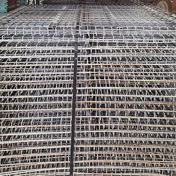 48" x 58" Used Wire Deck - Standard Full Step