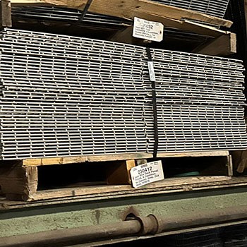 24" x 48" Used Wire Deck Panel